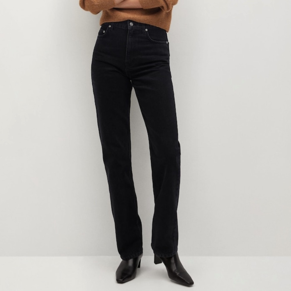 MANGO Black Straight Jeans NWT 🌸